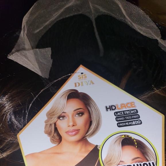 Zury Sis Diva Lace Front Wig-Woody (SOM RT Pecan) - Picture 14 of 16